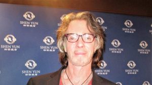 Los artistas de Shen Yun ‘pusieron mucho corazón’, dice el ganador del Grammy Rick Springfield