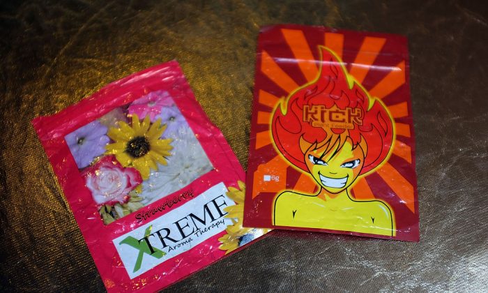 Paquetes de K2 o 'spice', una droga sintética de marihuana. (Spencer Platt / Getty Images)