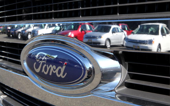 Autos Ford Motor en exhibición. (Foto de Justin Sullivan/Getty Images)