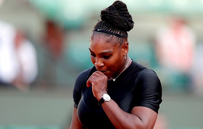 Serena Williams abandona antes de su duelo con Sharapova
La tenista estadounidense Serena Williams durante su partido, el pasado jueves, ante la australiana Ashley Barty. EFE