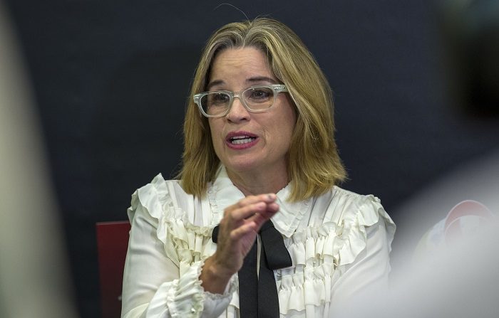 San Juan ofrece oferta cultural a 10.000 turistas que visitarán la ciudad
La alcaldesa de San Juan, Carmen Yulín Cruz, habla durante una rueda de prensa. EFE/Archivo