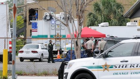 El hombre atrincherado en Florida mata a cuatro niños y se suicida