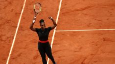 Serena Williams gana y se medirá a Sharapova en un duelo estelar de octavos