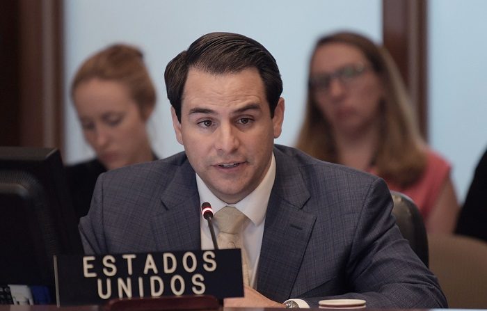 El Gobierno estadounidense responsabiliza a Ortega de la violencia en Nicaragua
En la imagen, el embajador de EE.UU. ante la Organización de Estados Americanos (OEA), Carlos Trujillo. EFE/Archivo