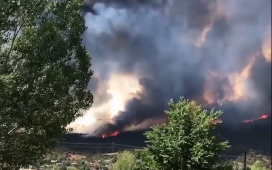 Se extiende incendio en las Montañas Basalt en Colorado