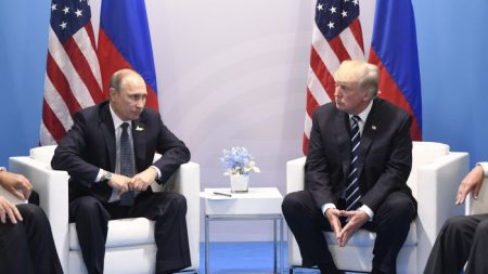 Estados Unidos se retira formalmente del Tratado de Misiles con Rusia