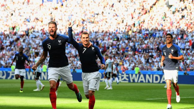 La selección de Uruguay envía un mensaje a Griezmann: «¡Recuerda que eres mitad uruguayo!»