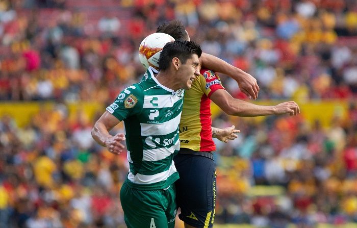 Los Monarcas de Morelia vencieron hoy 3-1 al campeón Santos Laguna y sumaron su primera victoria en el torneo Apertura 2018 del fútbol mexicano, en el arranque de la segunda jornada. EFE