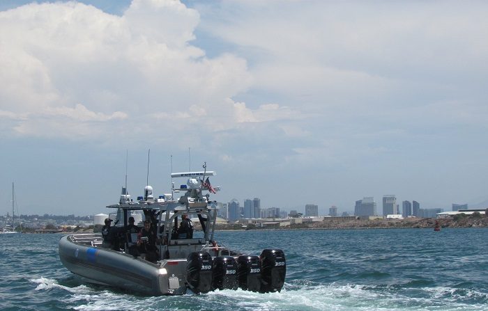 Vista de una de las nuevas embarcaciones de la Oficina de Aduanas y Protección Fronteriza (CBP) el 1 de agosto de 2018, en San Diego, California (EE.UU.). EFE/Alexandra Mendoza