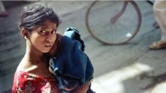 Españoles abandonan niña india adoptada por no tener la edad pensada: “Muy desafortunado”