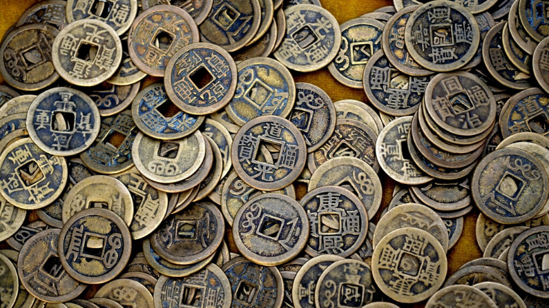 Monedas de plata dinastía Ming. (PublicDomainPicture/Pixabay) 