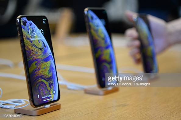 Robaron varios nuevos iPhone X a turistas chilenos en Miami. (Foto de ROSLAN RAHMAN / AFP) (El crédito de la foto debe ser ROSLAN RAHMAN/AFP/Getty Images)