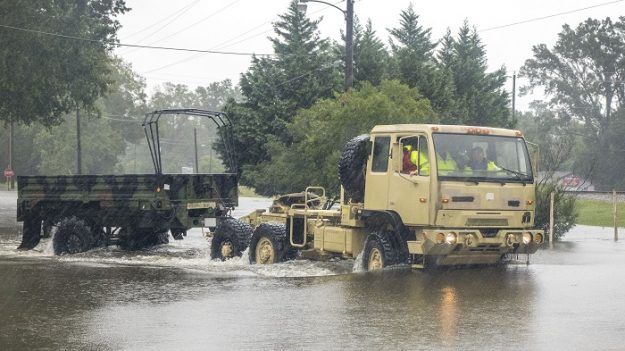 Al menos 15 muertos y numerosos rescates deja Florence en las Carolinas