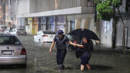 La tormenta Kay sigue su paso y provocará lluvias en 13 estados de México