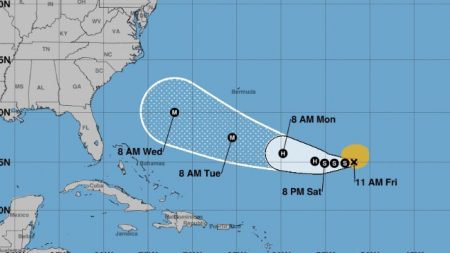 Advierten que la tormenta Florence podría convertirse de nuevo en ciclón este fin de semana