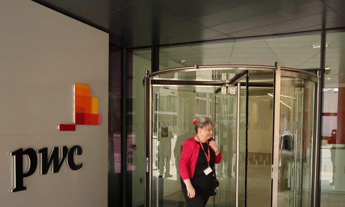 Las oficinas de PricewaterhouseCoopes en St. Helier, Jersey, Reino Unido, el 12 de abril de 2017. Ese mes, hackers con sede en China atacaron a PwC a través de sus proveedores de servicios de IT. (Matt Cardy/Getty Images)