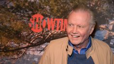 El actor Jon Voight explica la ‘virulencia’ de la izquierda hacia Trump