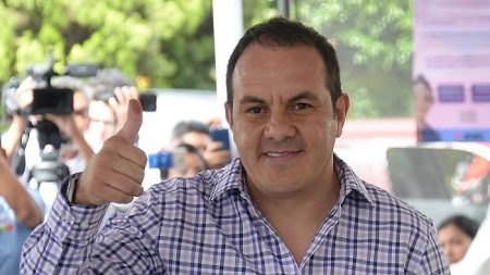 Exfutbolista Cuauhtémoc Blanco, nuevo gobernador del estado mexicano Morelos