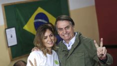 Bolsonaro lidera con un 55 %, según el primer escrutinio parcial en Brasil