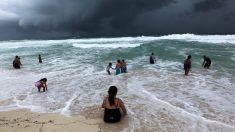 Depresión se convierte en tormenta tropical Michael en su camino a Florida