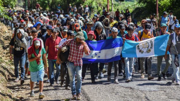 Pompeo a la caravana migrante: «No tendrán éxito en entrar a EE. UU. ilegalmente, pase lo que pase»