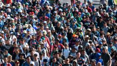 Detienen en Chiapas a migrantes de la segunda caravana