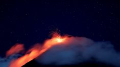 El volcán de Fuego de Guatemala tiene entre 7 y 10 explosiones por hora