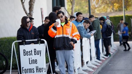 Policía Nueva Jersey investiga tiroteo en tiendas durante el «Black Friday»