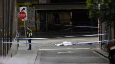 Un muerto y dos heridos en ataque terrorista en Australia reivindicado por ISIS