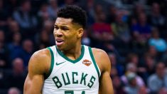 95-109. Antetokounmpo muestra su poder en debut del Día de Navidad