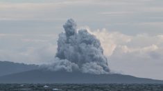 Indonesia investiga el desplome del volcán Anak Krakatau