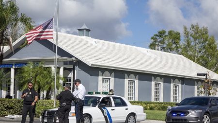 Falsa alarma de tiroteo en centro comercial de Florida deja casi 20 heridos