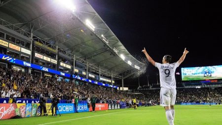 Ibrahimovic volverá con el Galaxy la próxima temporada