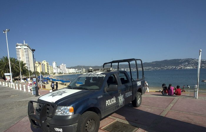 Seis personas han sido asesinadas en las últimas 24 horas en la turística ciudad mexicana de Acapulco en distintos hechos delictivos, informaron hoy a Efe fuentes del gobierno estatal. EFE/STR