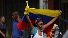 Cubanos en Miami respaldan las protestas venezolanas para desalojar a Maduro