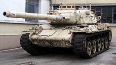 El País: A pesar del embargo de la UE, España participa en modernización de tanques venezolanos