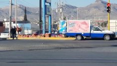 México: productos Marinela cayeron de camión y personas de Ciudad Juárez en vez de robar ayudaron