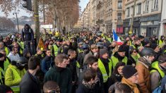 Masiva décima protesta de los Chalecos Amarillos en Francia