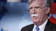 Bolton advierte a Maduro con «Guantánamo» si no acepta pronto una transición