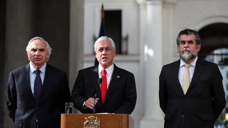 El presidente de Chile, Sebastián Piñera (c). EFE/Archivo