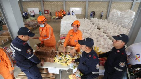 Maduro bloquea la pagina internet Voluntarios X Venezuela para evitar la distribución de la ayuda humanitaria