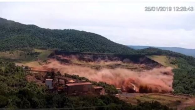 Nuevo vídeo muestra el momento exacto en que se rompe la represa de Brasil