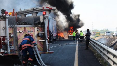 Fuerzas mexicanas realizan un operativo contra capo del robo de combustible