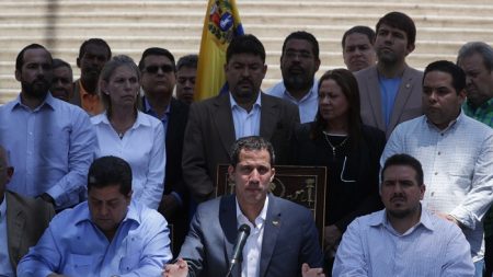 Guaidó pedirá al Parlamento decretar «emergencia» por apagón de casi 70 horas