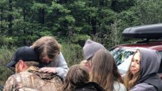 Dos niñas se pierden en el bosque y sobreviven 44 horas bebiendo agua de las hojas