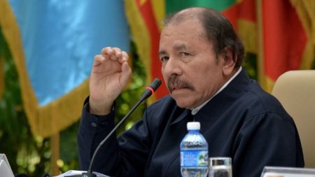 Ortega arremete contra la Iglesia católica y la tilda de “dictadura perfecta”