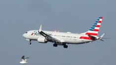 American Airlines prevé caída de demanda y reservas por aceleración de covid-19