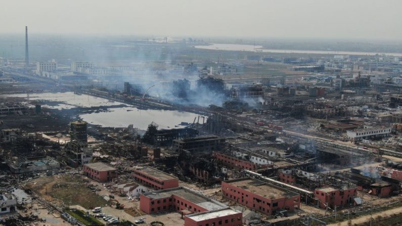 Vista aérea de una planta química después de una explosión en Yancheng, en la provincia oriental de Jiangsu, China, el 23 de marzo de 2019. (STR/AFP/Getty Images)