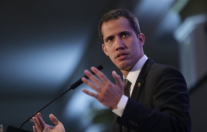 El presidente encargado venezolano, Juan Guaidó.  (Daniel Jayo/Getty Images)