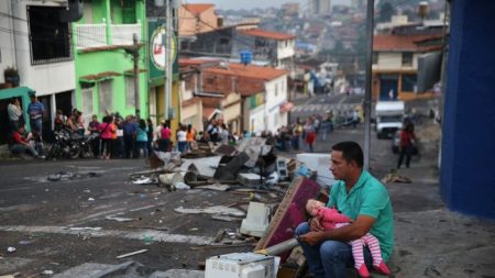 Comunistas de EE.UU. y Canadá se reúnen con líderes venezolanos